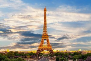 eiffel tower- ultimate guide to moving to France